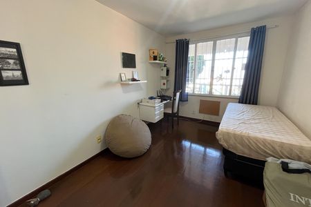 Casa para alugar com 580m², 6 quartos e 4 vagas