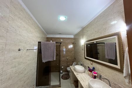 Casa para alugar com 580m², 6 quartos e 4 vagas