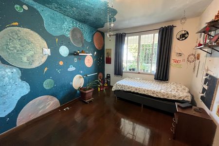 Casa para alugar com 580m², 6 quartos e 4 vagas