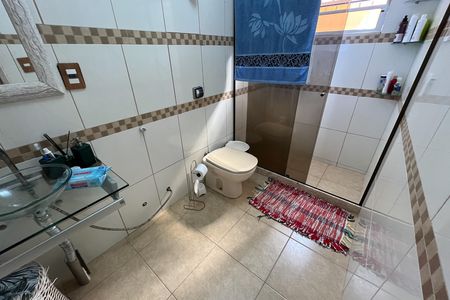 Casa para alugar com 580m², 6 quartos e 4 vagas