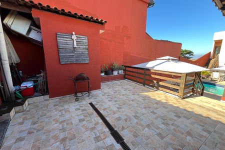 Casa para alugar com 580m², 6 quartos e 4 vagas
