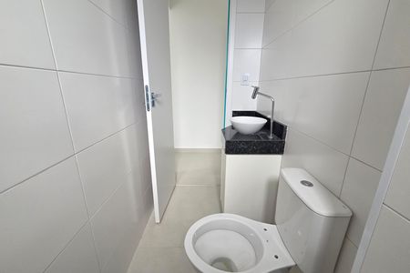 Apartamento para alugar com 70m², 2 quartos e 1 vaga Apartamento para alugar com 70m², 2 quartos e 1 vagaBanheiro do Quarto 2