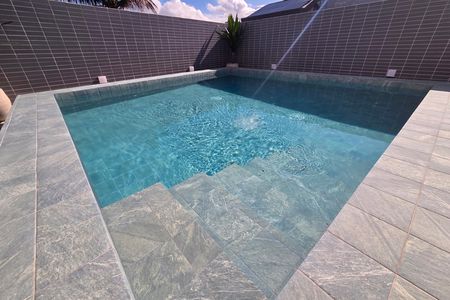 Apartamento para alugar com 70m², 2 quartos e 1 vaga Apartamento para alugar com 70m², 2 quartos e 1 vagaÁrea comum - Piscina
