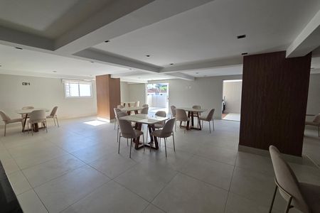 Apartamento para alugar com 70m², 2 quartos e 1 vaga Apartamento para alugar com 70m², 2 quartos e 1 vagaÁrea comum - Salão de festas