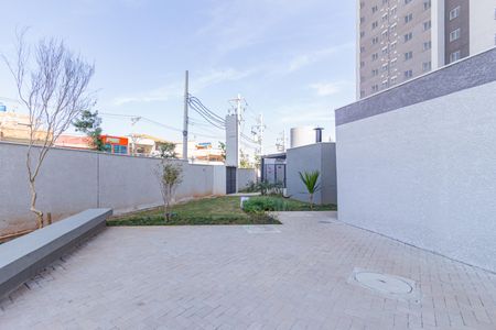 Apartamento para alugar com 40m², 2 quartos e 1 vagaÁrea comum 