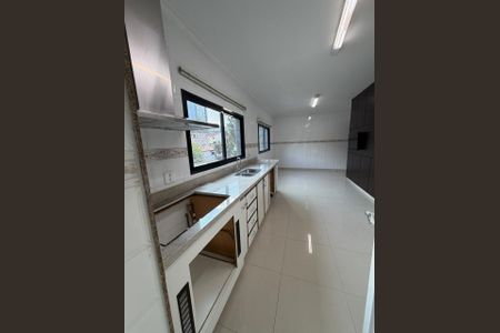Apartamento à venda com 205m², 1 quarto e 5 vagas Apartamento à venda com 205m², 1 quarto e 5 vagasCozinha