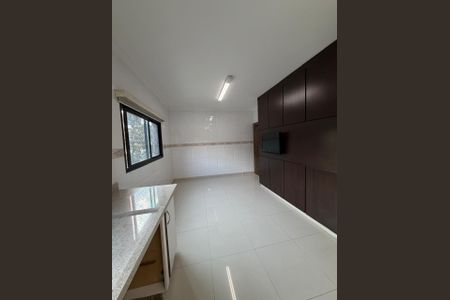 Apartamento à venda com 205m², 1 quarto e 5 vagas Apartamento à venda com 205m², 1 quarto e 5 vagasSala