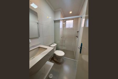 banheiro  de apartamento à venda com 2 quartos, 52m² em Mooca, São Paulo