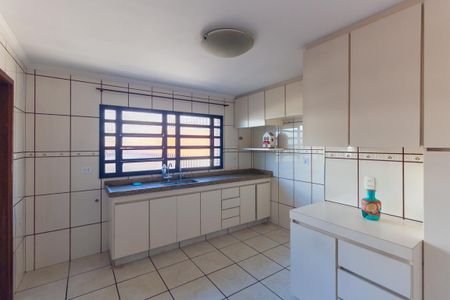 Cozinha de apartamento para alugar com 2 quartos, 77m² em Parque São Lucas, São Paulo