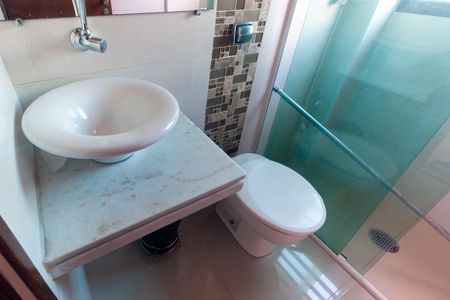 Apartamento para alugar com 77m², 2 quartos e 1 vaga Apartamento para alugar com 77m², 2 quartos e 1 vagaBanheiro