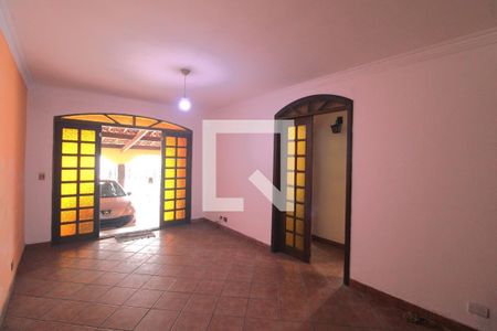 Casa à venda com 276m², 3 quartos e 3 vagas Casa à venda com 276m², 3 quartos e 3 vagasSala