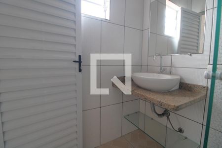 Casa à venda com 276m², 3 quartos e 3 vagas Casa à venda com 276m², 3 quartos e 3 vagasBanheiro