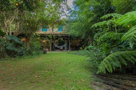 Casa de condomínio para alugar com 2200m², 4 quartos e 2 vagas Casa de condomínio para alugar com 2200m², 4 quartos e 2 vagasJardim