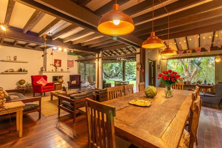 Sala de casa de condomínio para alugar com 4 quartos, 2200m² em Vila Appia Antica, Cotia