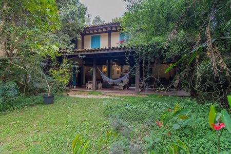 Casa de condomínio para alugar com 2200m², 4 quartos e 2 vagas Casa de condomínio para alugar com 2200m², 4 quartos e 2 vagasJardim