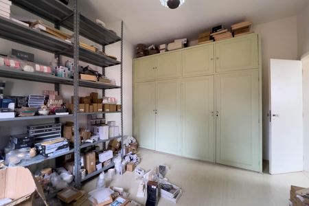 Casa à venda com 120m², 3 quartos e 2 vagas Casa à venda com 120m², 3 quartos e 2 vagasQuarto 3