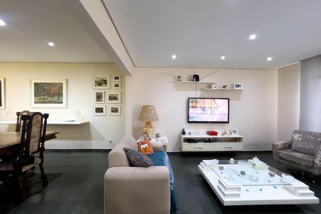 Casa à venda com 120m², 3 quartos e 2 vagas Casa à venda com 120m², 3 quartos e 2 vagasSala