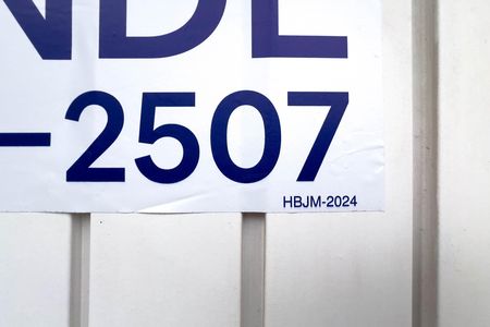 Casa à venda com 120m², 3 quartos e 2 vagas Casa à venda com 120m², 3 quartos e 2 vagasPlaca HBJM-2024