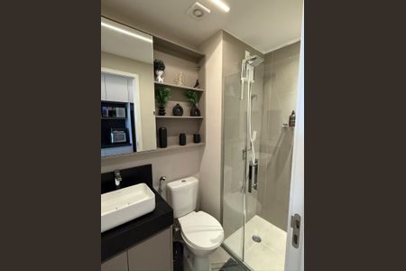 Banheiro de apartamento para alugar com 1 quarto, 27m² em Vila Olímpia, São Paulo
