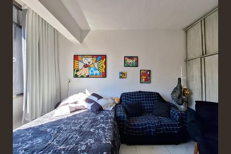 Apartamento à venda com 26m², 1 quarto e sem vaga Apartamento à venda com 26m², 1 quarto e sem vagaSala/Quarto
