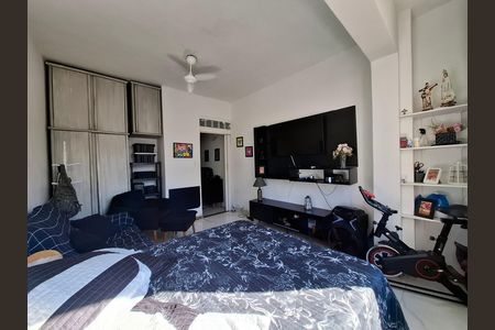 Apartamento à venda com 26m², 1 quarto e sem vaga Apartamento à venda com 26m², 1 quarto e sem vagaSala/Quarto
