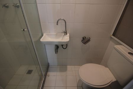 Apartamento à venda com 130m², 3 quartos e 2 vagasBanheiro de Serviço