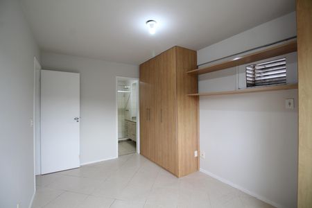 Apartamento à venda com 130m², 3 quartos e 2 vagasQuarto 3