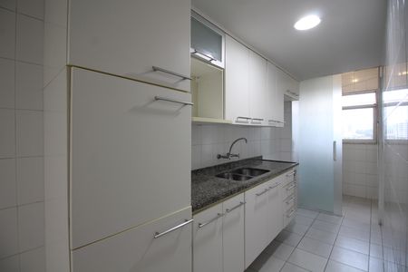Apartamento à venda com 130m², 3 quartos e 2 vagasCozinha