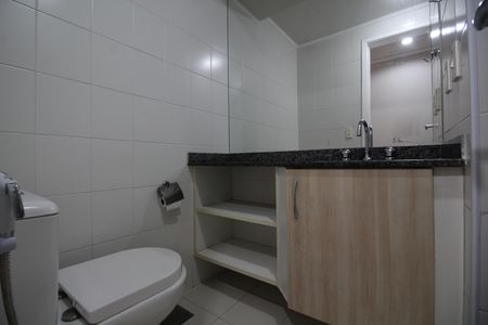 Apartamento à venda com 130m², 3 quartos e 2 vagasBanheiro Social