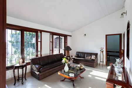 Casa à venda com 420m², 4 quartos e 6 vagasSala 2
