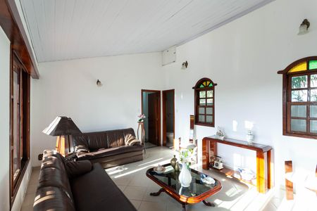Casa à venda com 420m², 4 quartos e 6 vagasSala 2