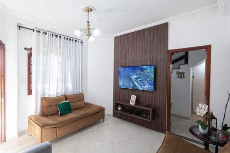 Casa à venda com 420m², 4 quartos e 6 vagasSala 1
