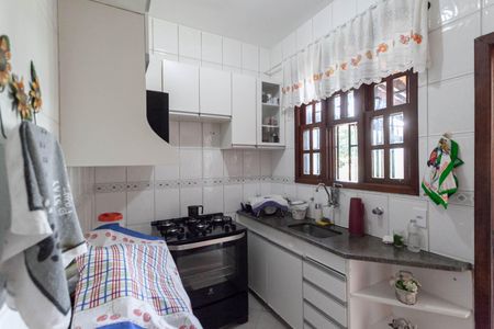 Casa à venda com 420m², 4 quartos e 6 vagasCozinha