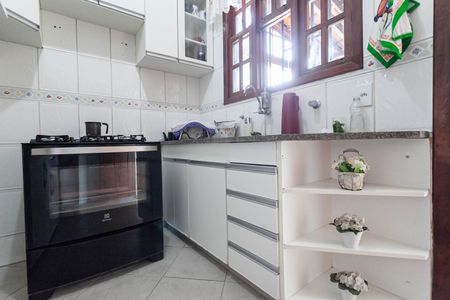 Casa à venda com 420m², 4 quartos e 6 vagasCozinha