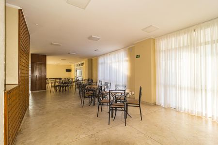 Apartamento à venda com 325m², 4 quartos e 3 vagas Apartamento à venda com 325m², 4 quartos e 3 vagasÁrea comum