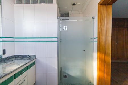 Apartamento à venda com 325m², 4 quartos e 3 vagas Apartamento à venda com 325m², 4 quartos e 3 vagasBanheiro - Suíte 2