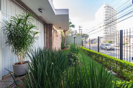 Apartamento à venda com 325m², 4 quartos e 3 vagas Apartamento à venda com 325m², 4 quartos e 3 vagasÁrea comum