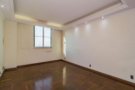 Apartamento à venda com 325m², 4 quartos e 3 vagas Apartamento à venda com 325m², 4 quartos e 3 vagasQuarto