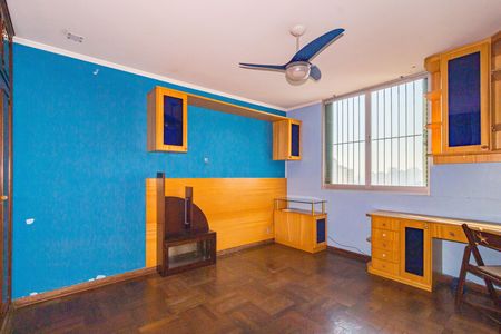 Apartamento à venda com 325m², 4 quartos e 3 vagas Apartamento à venda com 325m², 4 quartos e 3 vagasSuíte 2