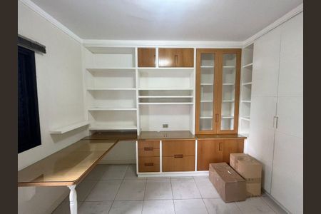 Apartamento à venda com 179m², 3 quartos e 4 vagas