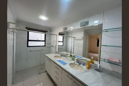 Apartamento à venda com 179m², 3 quartos e 4 vagas