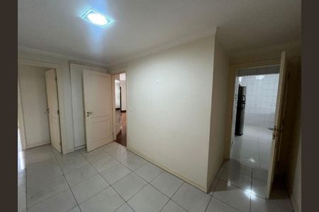 Apartamento à venda com 179m², 3 quartos e 4 vagas