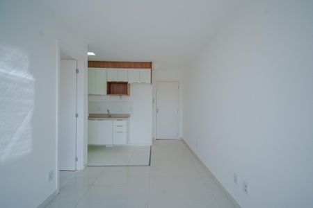 Sala de kitnet/studio para alugar com 1 quarto, 31m² em Butantã, São Paulo