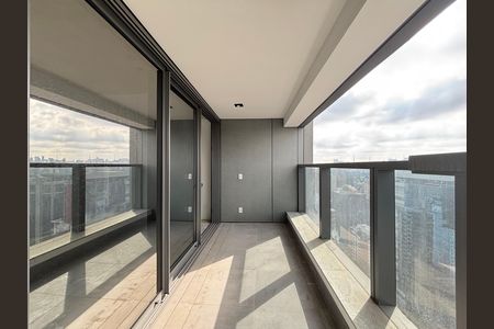 Apartamento à venda com 42m², 1 quarto e 1 vaga Apartamento à venda com 42m², 1 quarto e 1 vagaVaranda