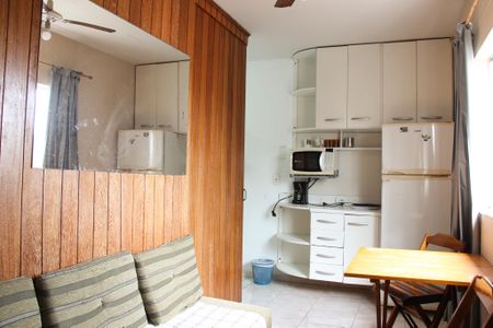 Apartamento para alugar com 1 quarto, 30m² em Vila Nova, Cabo Frio