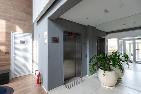 Apartamento à venda com 46m², 1 quarto e 1 vaga Apartamento à venda com 46m², 1 quarto e 1 vagaÁrea comum - Hall do Elevador