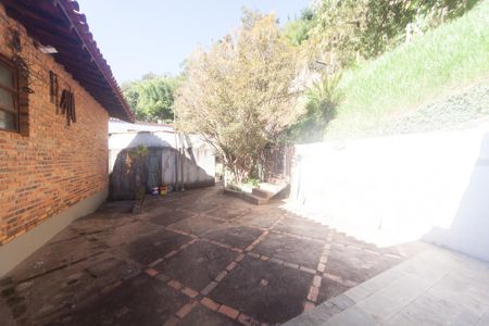 Casa de condomínio para alugar com 220m², 3 quartos e 2 vagas Casa de condomínio para alugar com 220m², 3 quartos e 2 vagasQuintal