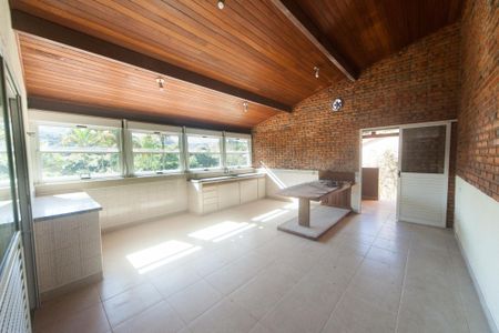 Casa de condomínio para alugar com 220m², 3 quartos e 2 vagas Casa de condomínio para alugar com 220m², 3 quartos e 2 vagasCozinha