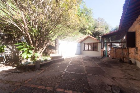 Casa de condomínio para alugar com 220m², 3 quartos e 2 vagas Casa de condomínio para alugar com 220m², 3 quartos e 2 vagasQuintal
