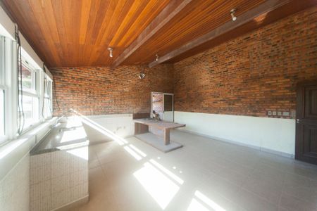 Casa de condomínio para alugar com 220m², 3 quartos e 2 vagas Casa de condomínio para alugar com 220m², 3 quartos e 2 vagasCozinha